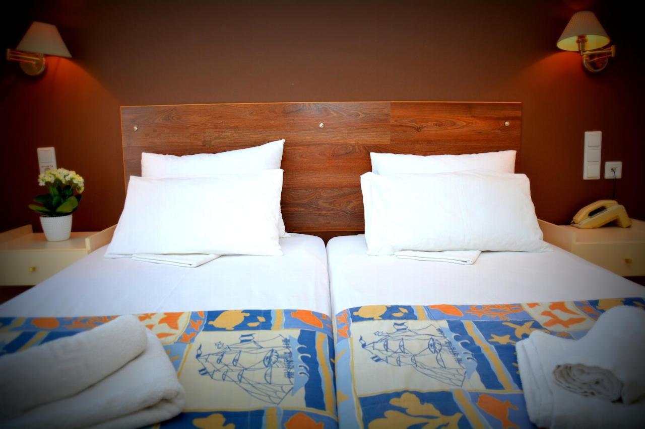 Poseidon Hotel Paralia  Bagian luar foto